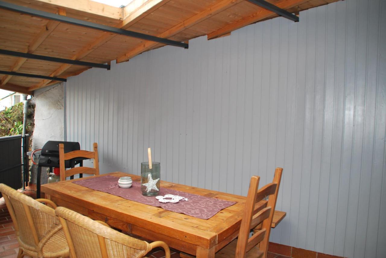 הוילה טראבן-טרארבאך Ferienhaus Moselblick מראה חיצוני תמונה